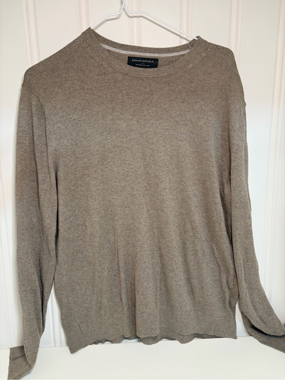 Banana Republic Men’s Crewneck Sweater — Taupe Heather
